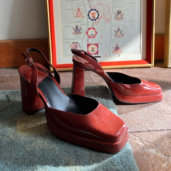 Jeffrey Campbell Puff-Pass Mary Jane Platform Heels - Picture 2 of 7